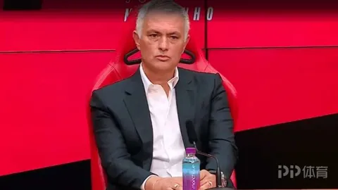 拜仁逆转门兴，特尔绝杀萨内助力三连胜